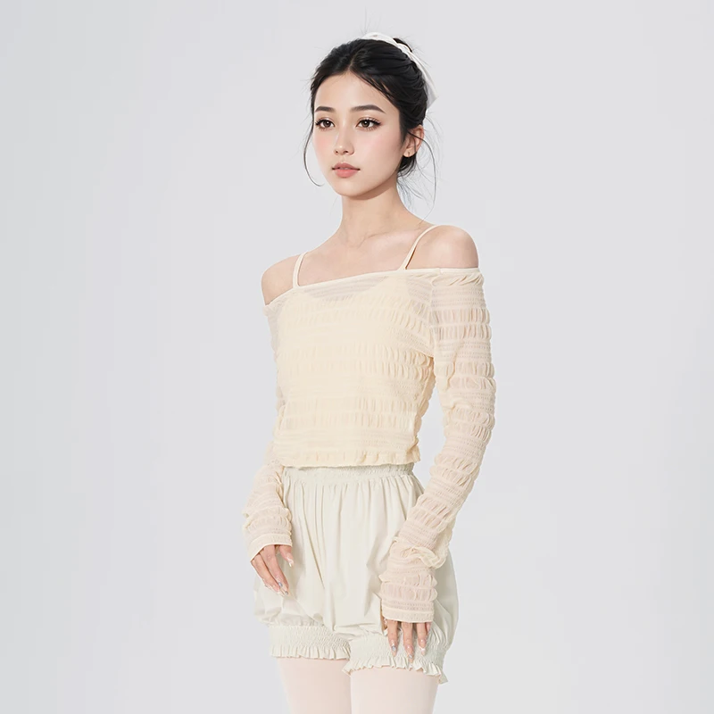 

Woman Dance Tops Loose Dance Blouse Long Sleeve Modern Dance Shirts Adult Teen Pleated Tops