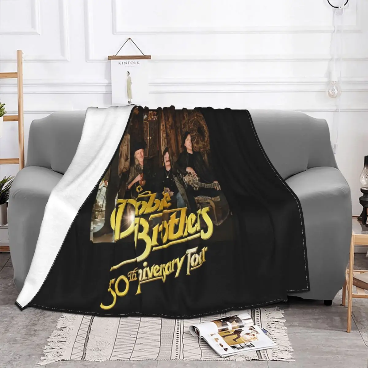 New 8899 The Doobie Brothers 50Th Anniversary Tour 2020 Dates Cartoon Character Retro Throw Blanket