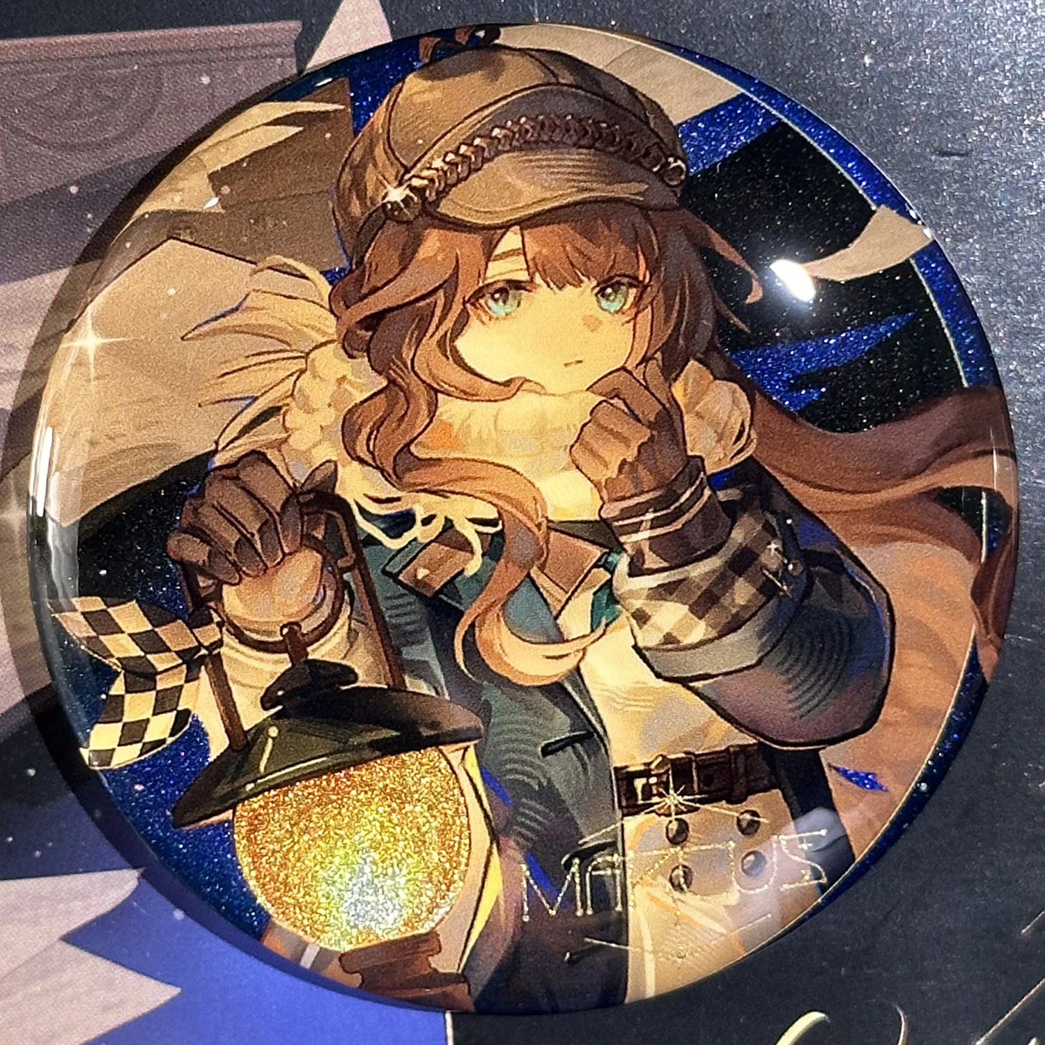 

2025 Anime Game Reverse:1999 The Beacon Light Marcus Badge Baji Instant Camera Acrylic Stand Figure Model Plate Desk Decor Gift