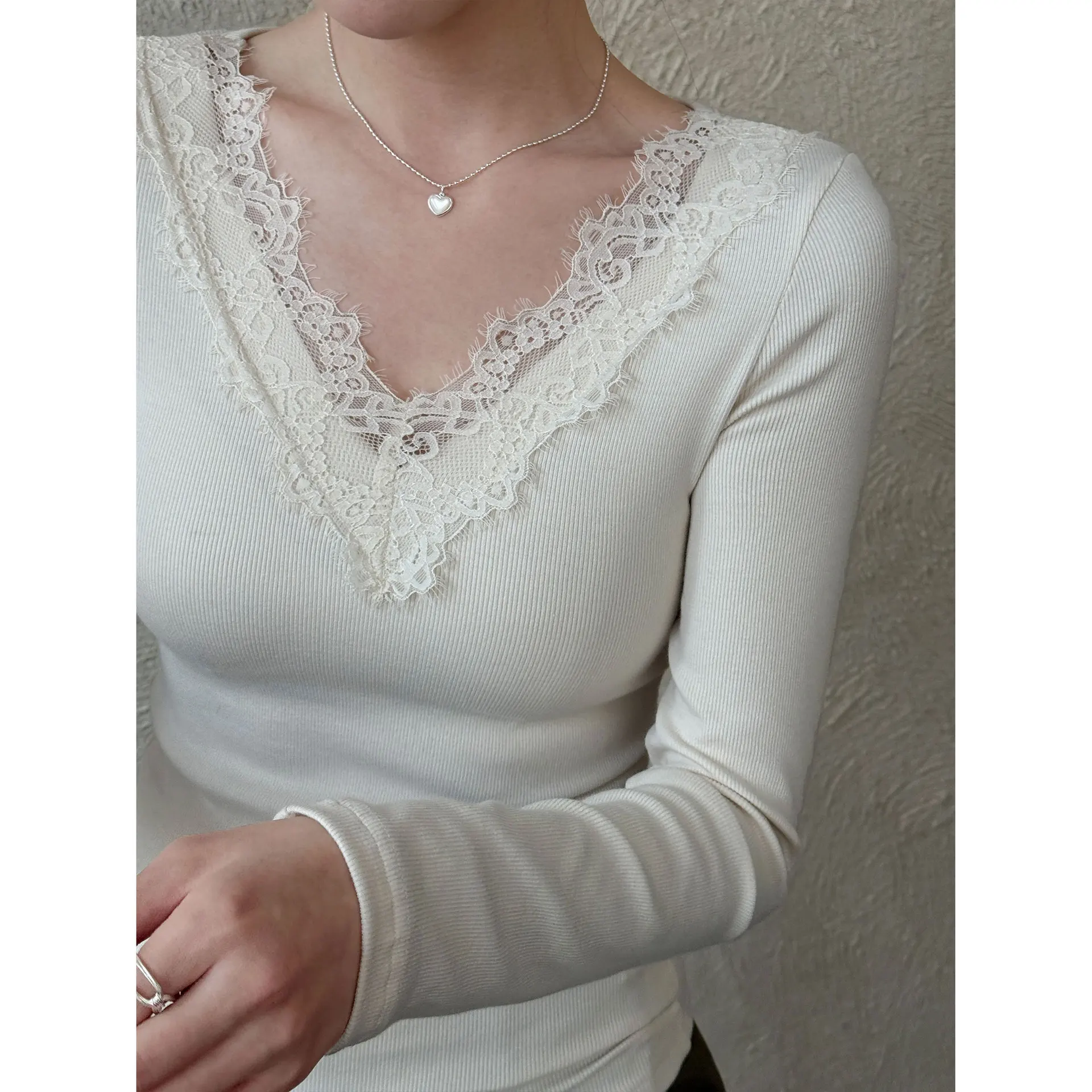 

Tops Women Top V Neck Sexy Lace Full Sleeve Y2k Streetwear Solid Tight Waist Elegant Work Casual Sheath Slim Fit 2026 Spring