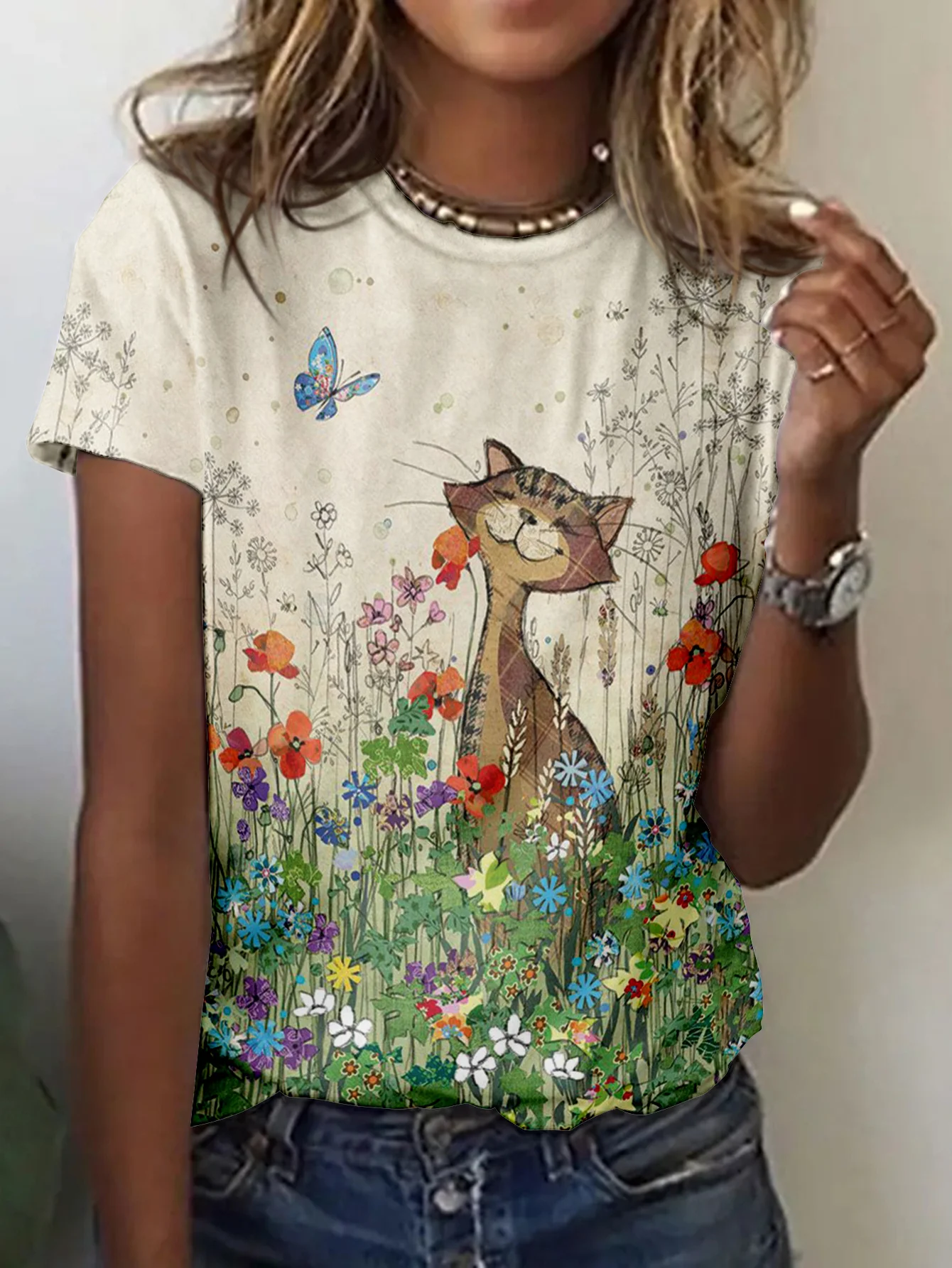 

Женская футболка — с рисунком Tabby Cat in Flower Meadow, причудливый сад с принтом для повседневной повседневной носки