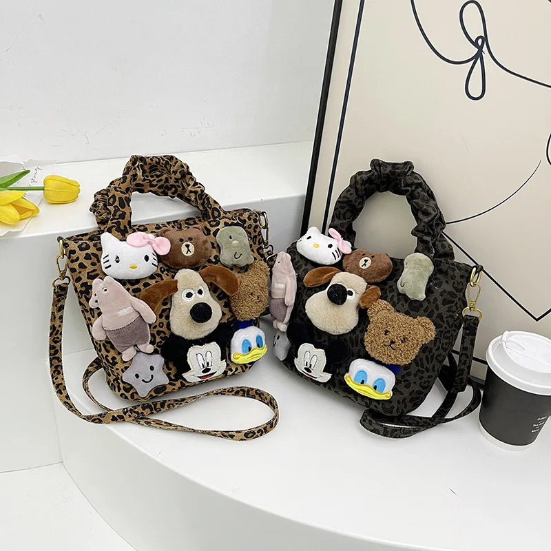 Wrinkled handbag bag female 2024 yk2 fall new fashion shoulder crossbody bag cute cartoon bucket bag female bag