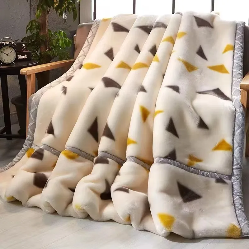 Wholesale Custom Luxury 100% Polyester Flannel Raschel Throw Blanket Super Soft Double Bed Throw for Adults Winter Anti-Pilling