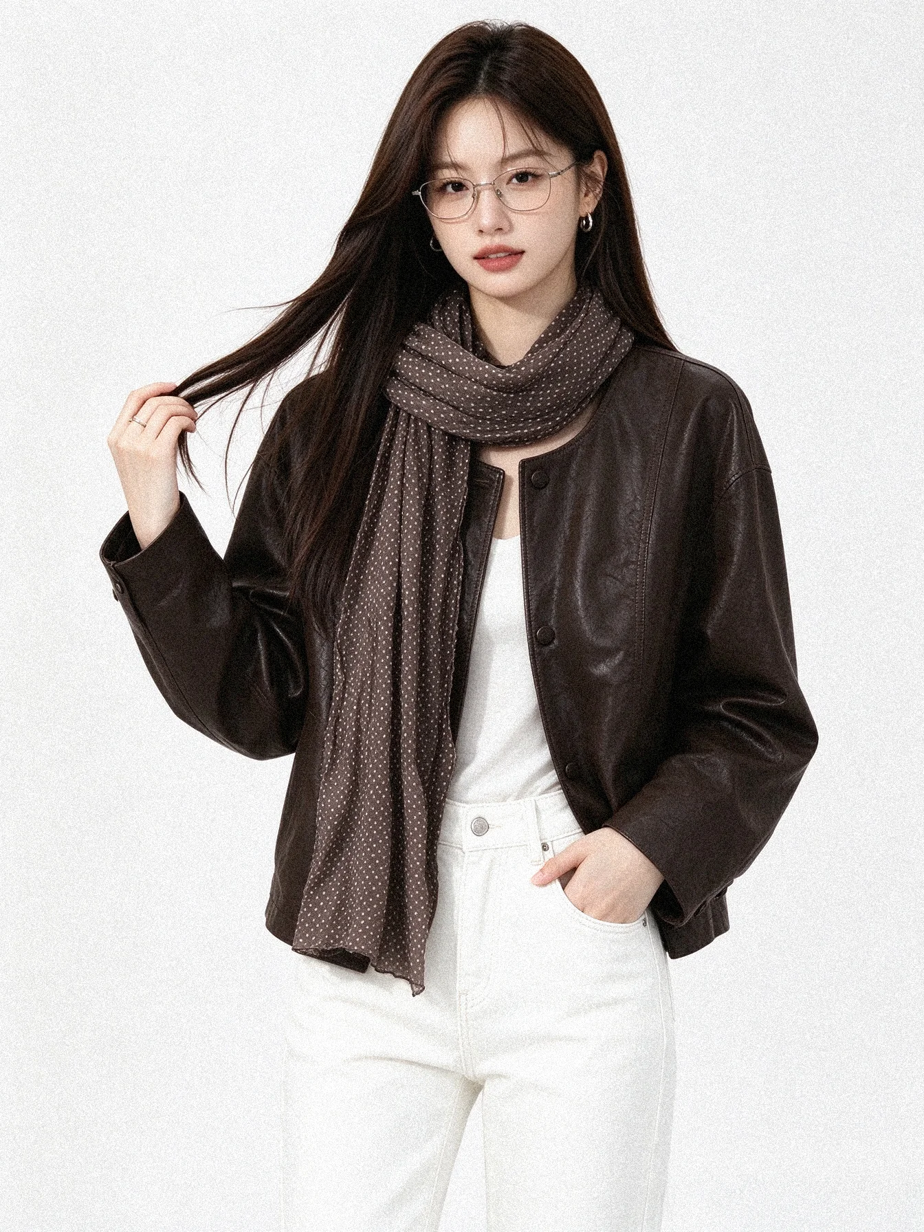 Retro Feel round Neck PU Leather Jacket Loose Fit Short Style Casual Wear for Young Women in Autumn Season Standard Tailoring