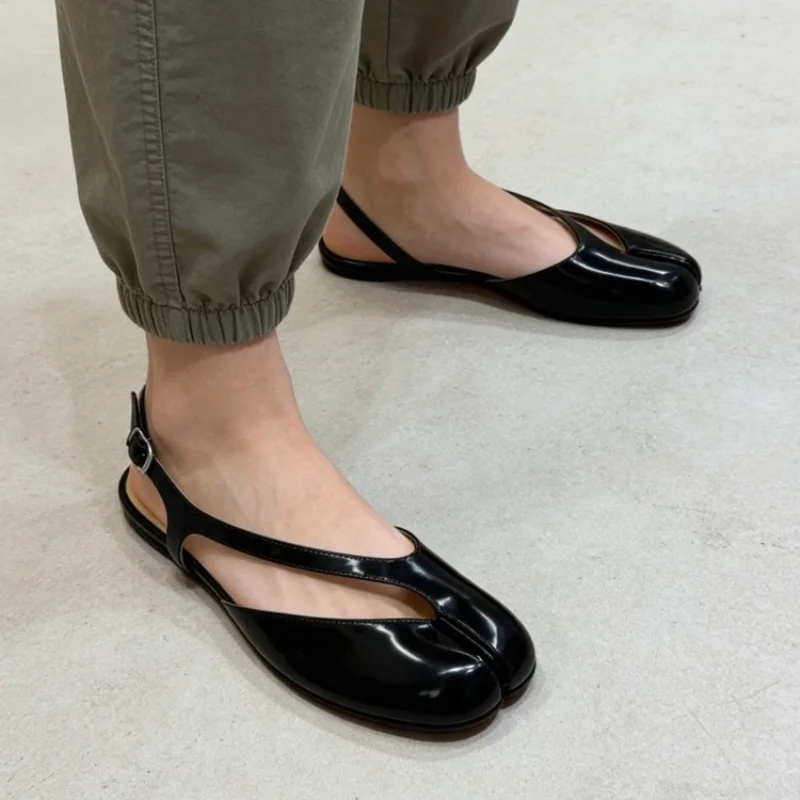 Nouvelles Sandales Femme 2026 de Marque Designer, à Bride Croisée Cheville, Talons Bas, Élégantes Mary Jane à Bout Fendu avec Boucle et Bride Arrière
