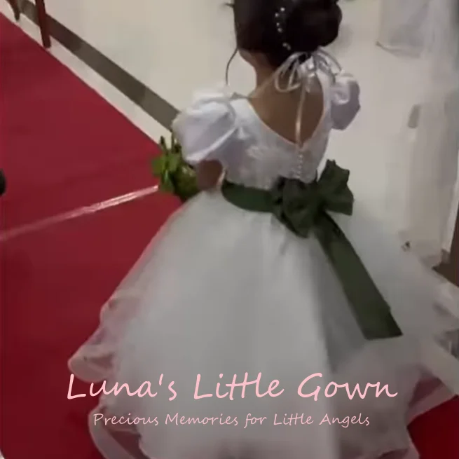 

White Lace Puff Short Sleeve Flower Girl Dress Sheer V‑Back Olive Green Sash Big Bow Tulle Kids Wedding Gown Customized