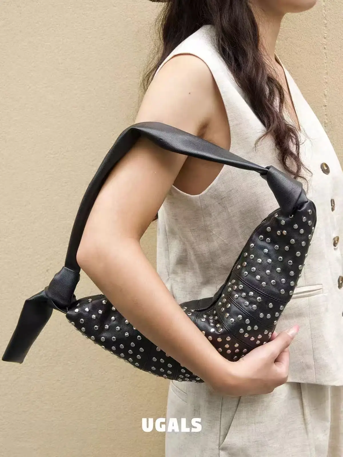 Fashion Rivet Hobo Bag Large Capacity High Quality Women Handbag Luxury Textured Clutch Purse Female Shoulder Underarm Bag