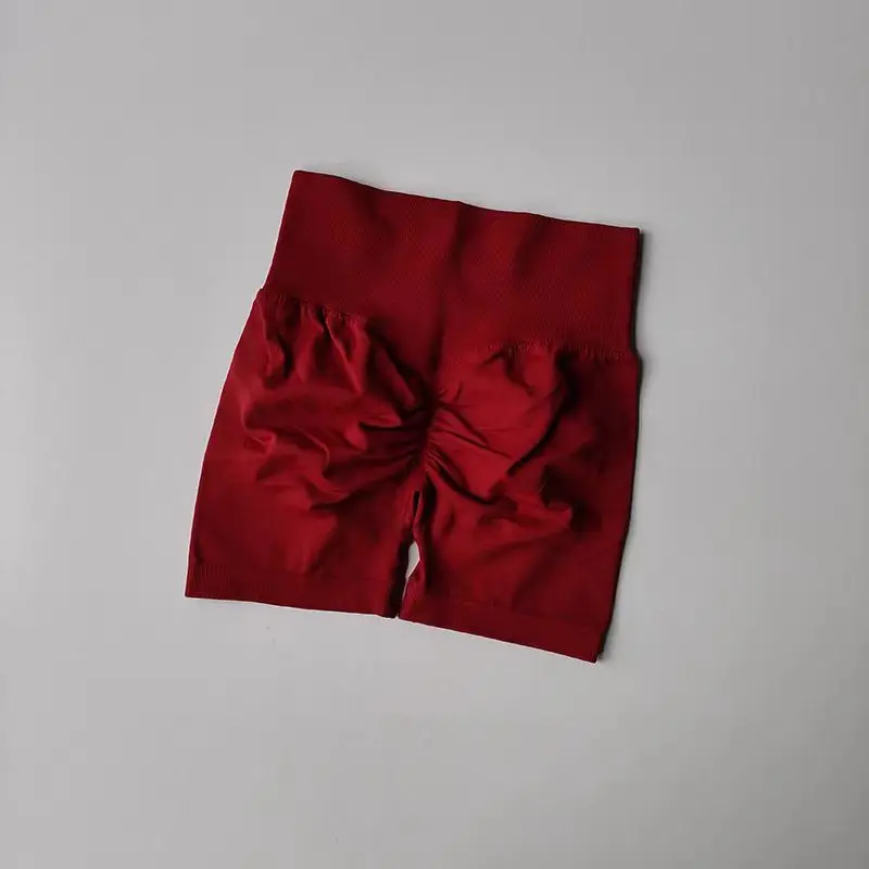 빨간색