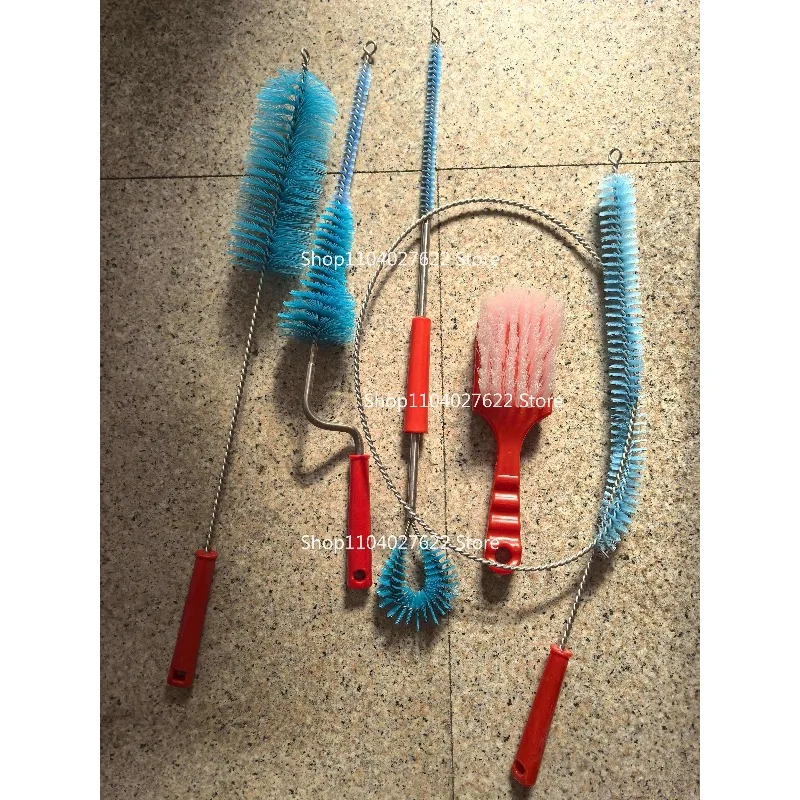 5-Piece set of cleaning brushes for DeLaval milking parlors