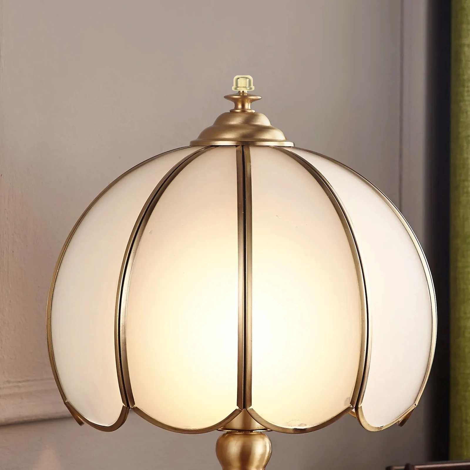 

8pcs Iron Lamp Shade Finial Caps Harp Tops Decorative Lamp Toppers Replacement Ball Knob 1/4-28 Screw Cap Decor