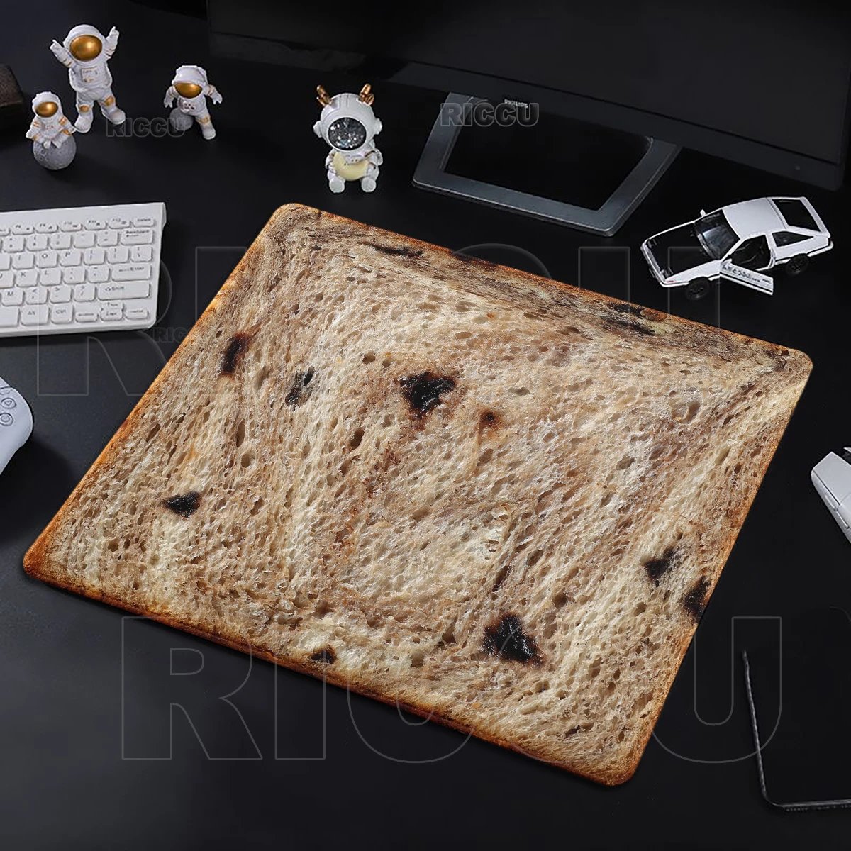 Cute Toast Bread Funny Mouse Pad Small Size Gaming Room Decoration Playmat LockEdge Nonslip Mat Pretty Gift for Notebook Student