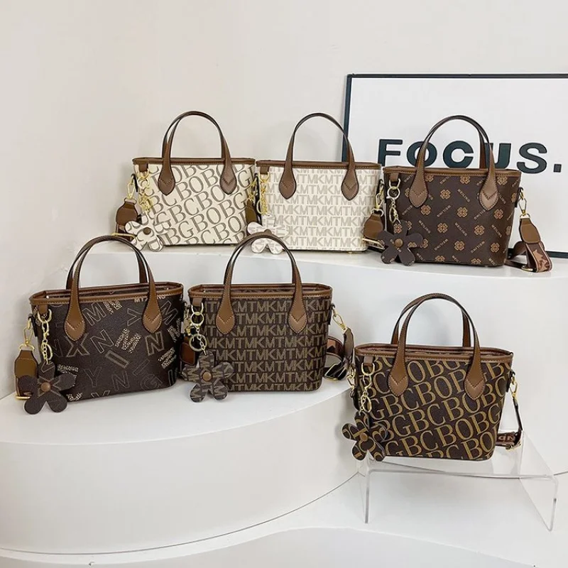 

Elegant Ladies Hand Bags Crafted From Premium Leather Featuring Paris Inspired And Trendy Vintage Style​