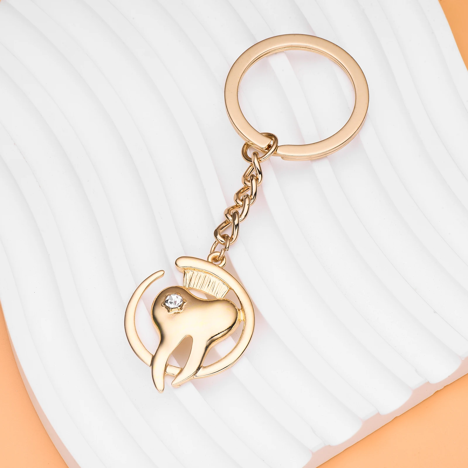 Fashion Golden Keychain Simple Bag Accessories Valentine's Day gift keychain Golden Chain Key Ring