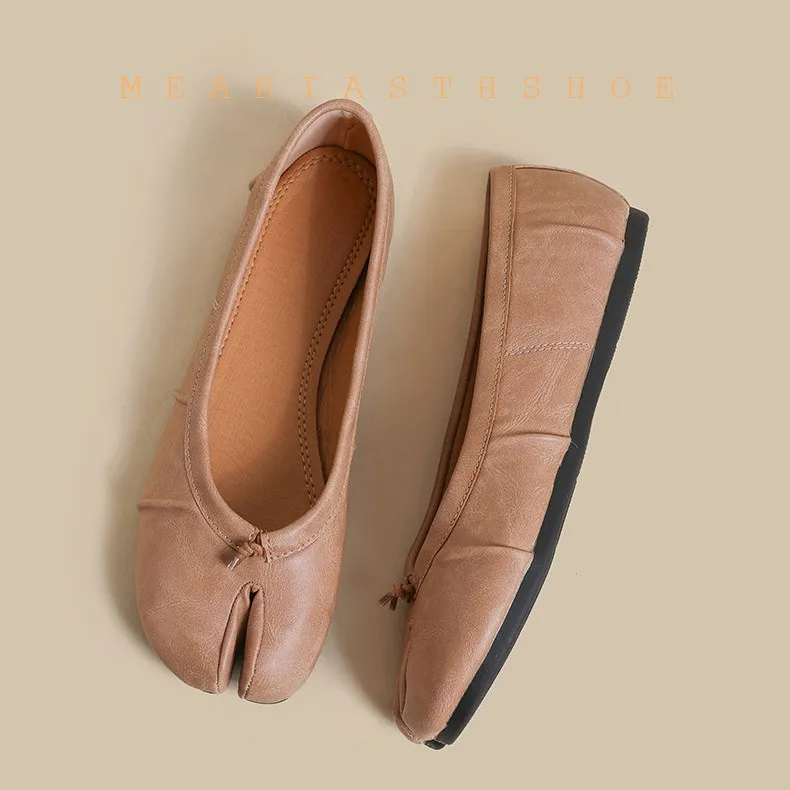 

new Split Toe Women Ballet Flats Fashion Tabi Shoes Casual Slip-on Loafers Ladies Pleated Leather Espadrilles Zapatillas Mujer