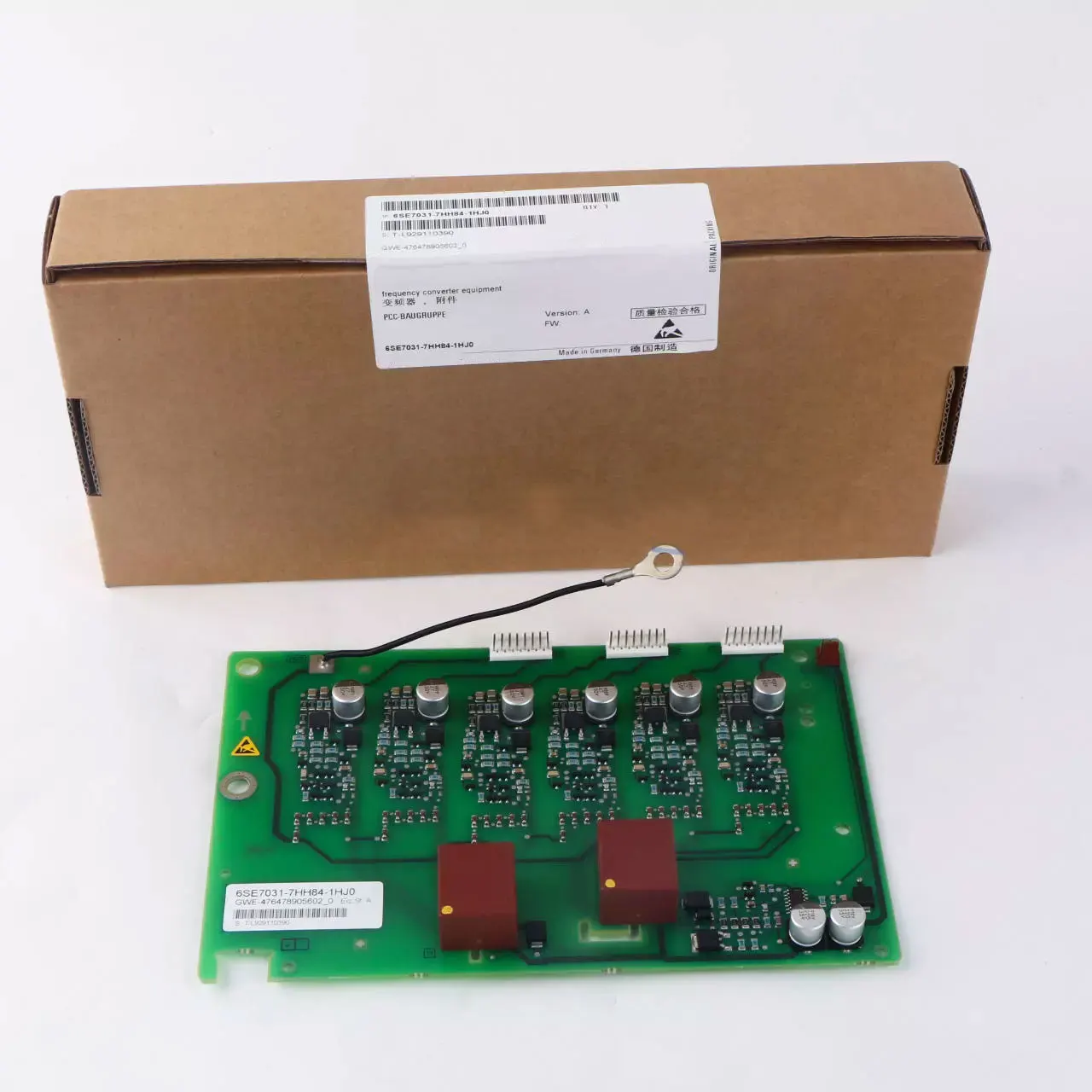 

Совершенно новый 6SE7031-2HF84-1BG0 6SE7031-7H84-1HJ0 6SE7 031-2HF84-1BG0 6SE7 031-7HH84-1HJ0 Гарантия один год