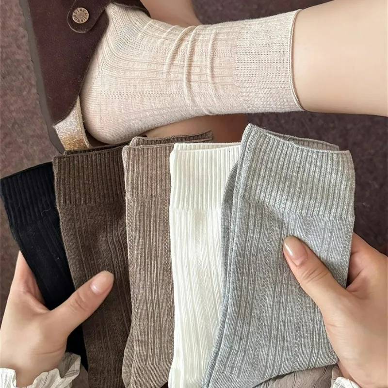 جوارب نسائية عصرية هاراجوكو أساسية من القطن الناعم مريحة على شكل طاقم جوارب كلاسيكية بلون سادة للخريف والشتاء جوارب مريحة للمنزل غير رسمية دافئة #2