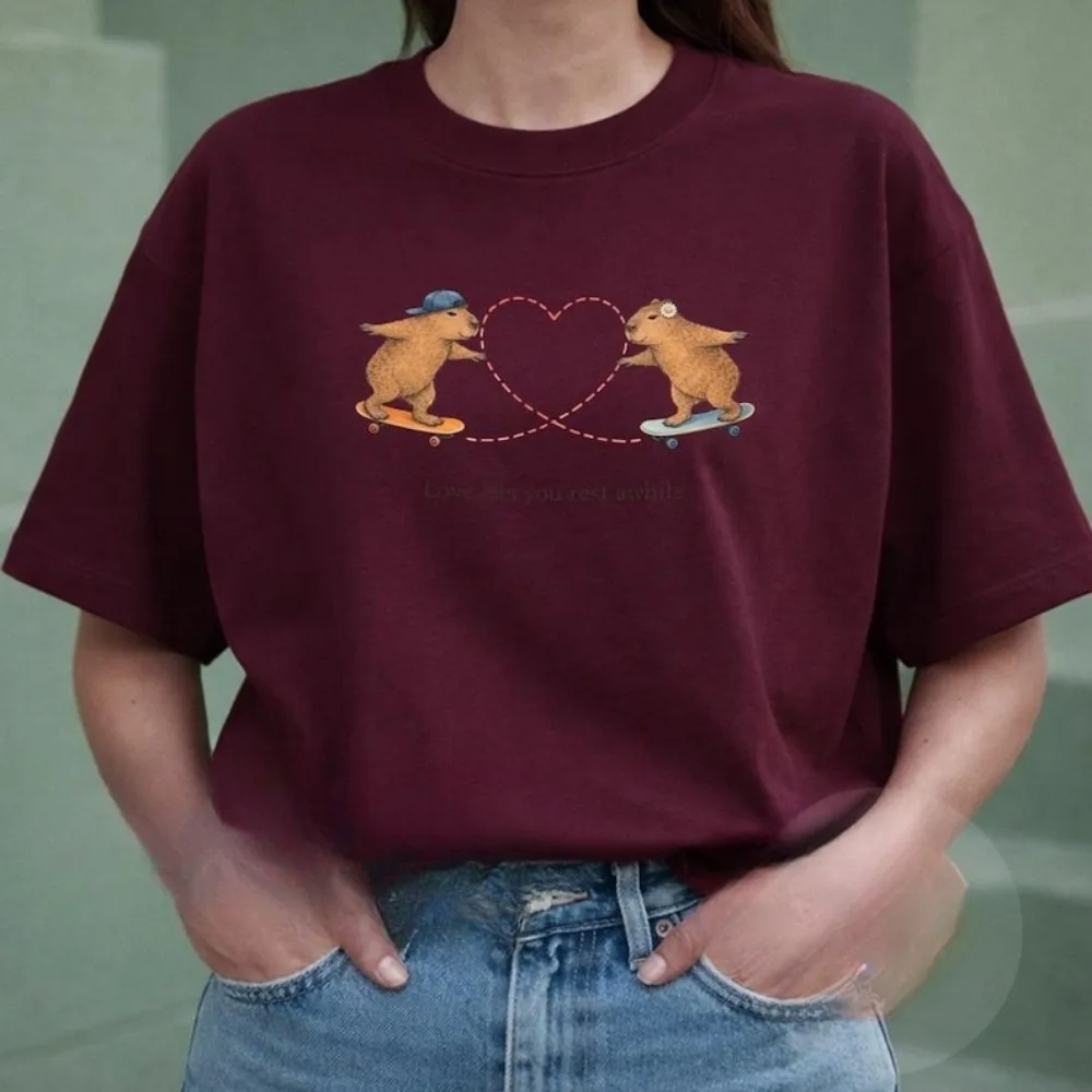 Capybara Love Shirt Cute Capybara Couple Skateboarding Tee Funny Romantic Animal Tops Love Lets You Rest While Women Clothes