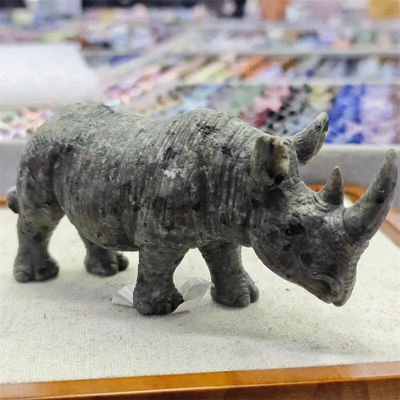 12CM Natural Yooperlite Rhino Carving Healing Reiki Stone Pink Crystal Home Decoration Ornaments Gifts 1pcs