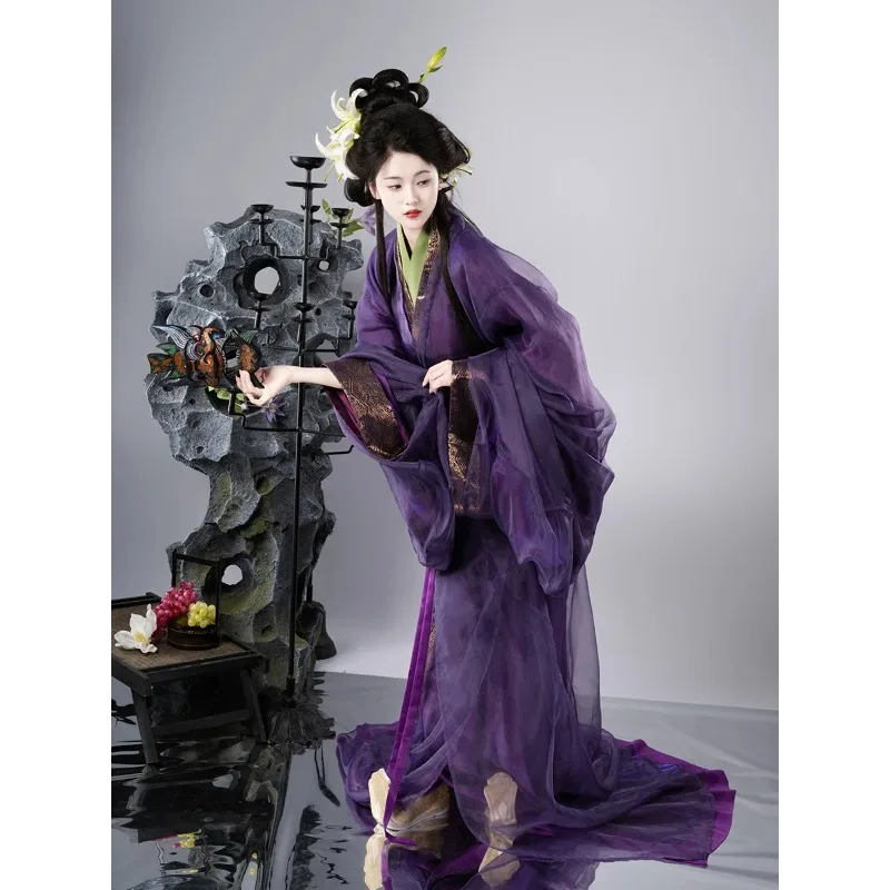 Hanfu Warring States Robe Restoration Purple-green Brocade Double Layer Spring, Autumn and Winter Daily Photography