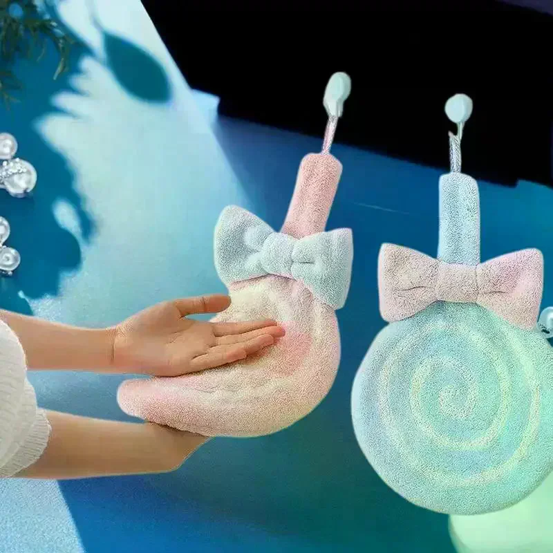 منشفة يد كرتونية ناعمة ماصة من المخمل المرجاني مطرزة صديقة للبشرة من الألياف الدقيقة مصاصة مسح القماش للحمام المطبخ