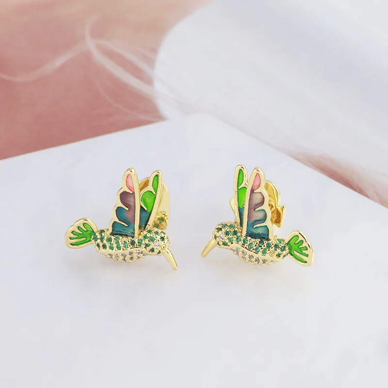 

KS European and American Fashion Trends Versatile Niche Simple Design Cute Hummingbird Flash Diamond Stud Earrings