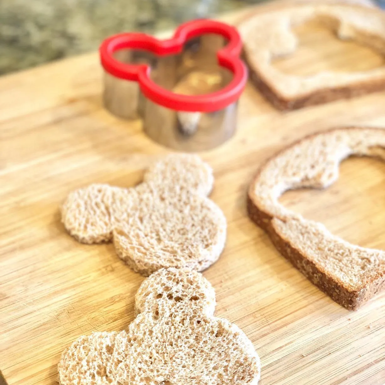 Disney Mickey Mouse Sandwich Cutter Mickey Minnie Stainless Steel Cut Biscuit Mold Baking Tools Anime Figure Toys for Children