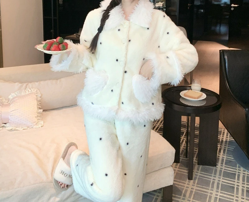 Sling Love Three-piece Autumn and Winter Cute Flannel Pajamas Women's Set New Style Can Be Worn Outside Home Clothes