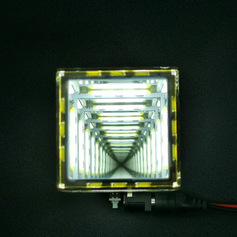 مجموعة أجزاء الليل الهاوية الإبداعية Supercube ذات الأبعاد من Space Supercube الإلكترونية التي يمكنك صنعها بنفسك مجموعة أدوات ممارسة اللحام الهندسية هدية #4