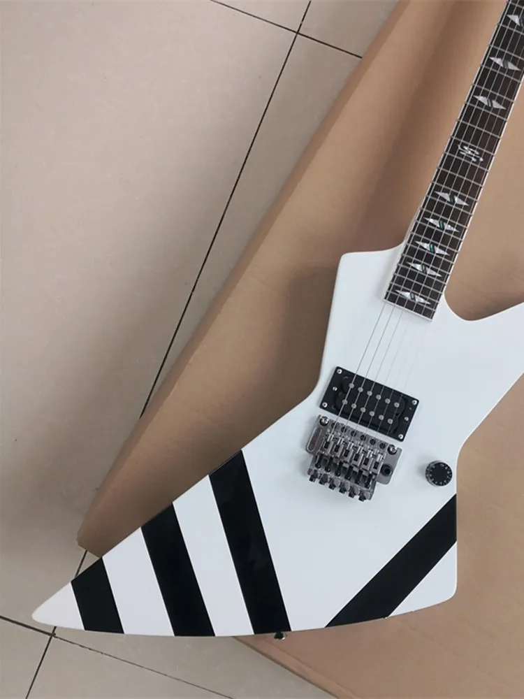 Irregular-shaped Striped Bidirectional Vibrato 6-string Electric Guitar, Customizable In Other Colors