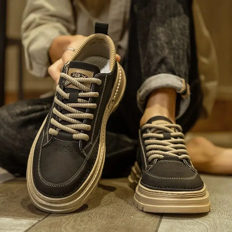 Boots men's high cut autumn winter 2025 new British style retro mid cut height increasing anti slip leather work shoes