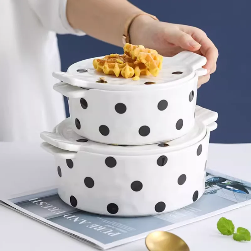 

Circular Polka Dot Double Ear Ceramic Bowl, Tableware, Creative and Cute Dessert Bowl, Household Fruit Salad Bowl, Oven with Lid