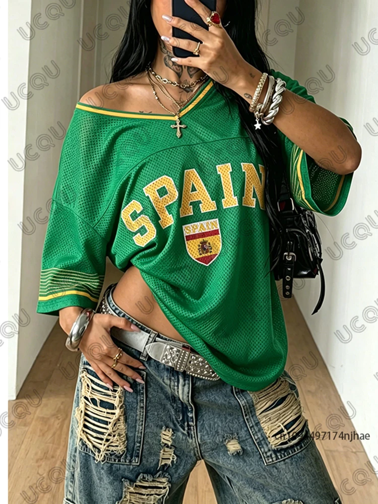2026 Sommer Neues Spanien-Flaggen-Print T-Shirt für Damen V-Ausschnitt Kurzarm Tees Fußballtrikot Y2k Locker Übergroße Sport-Tops – Detail 4