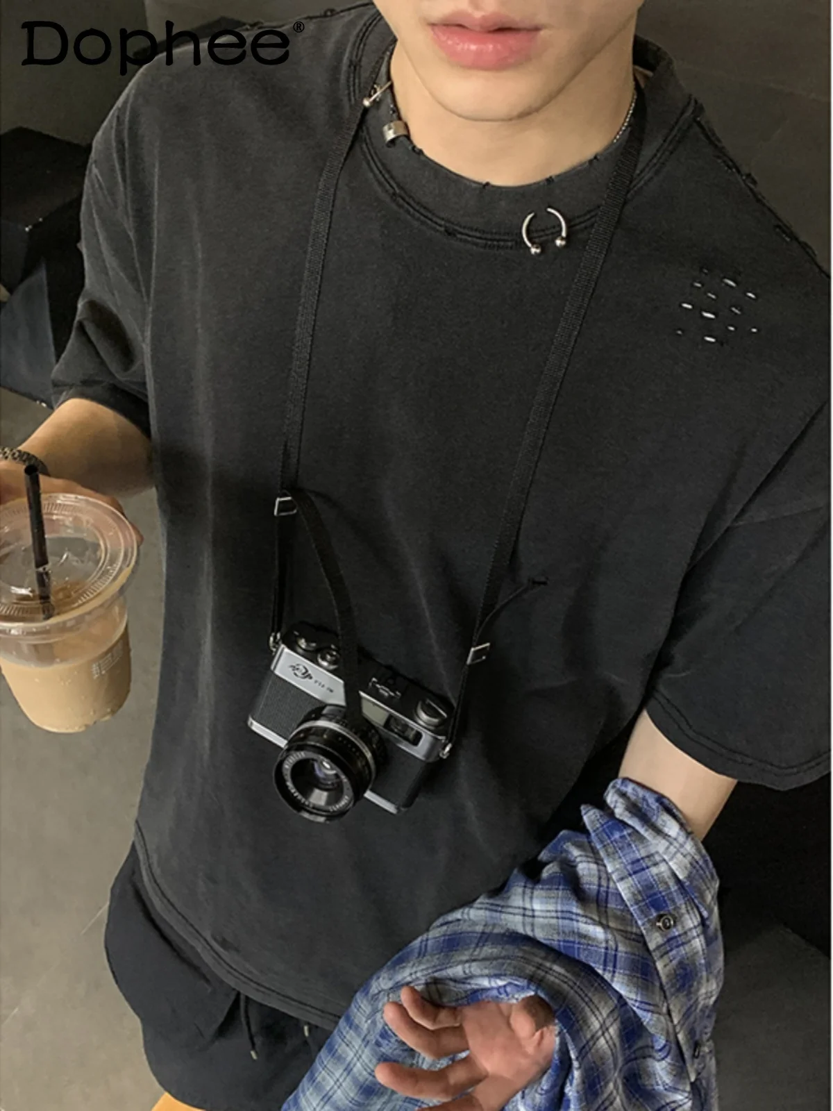 

2025 Summer New Washed and Old Small Rivets Design Short-sleeved T-shirt Fashionable Trendy Men's Round Neck Skin-friendly Top