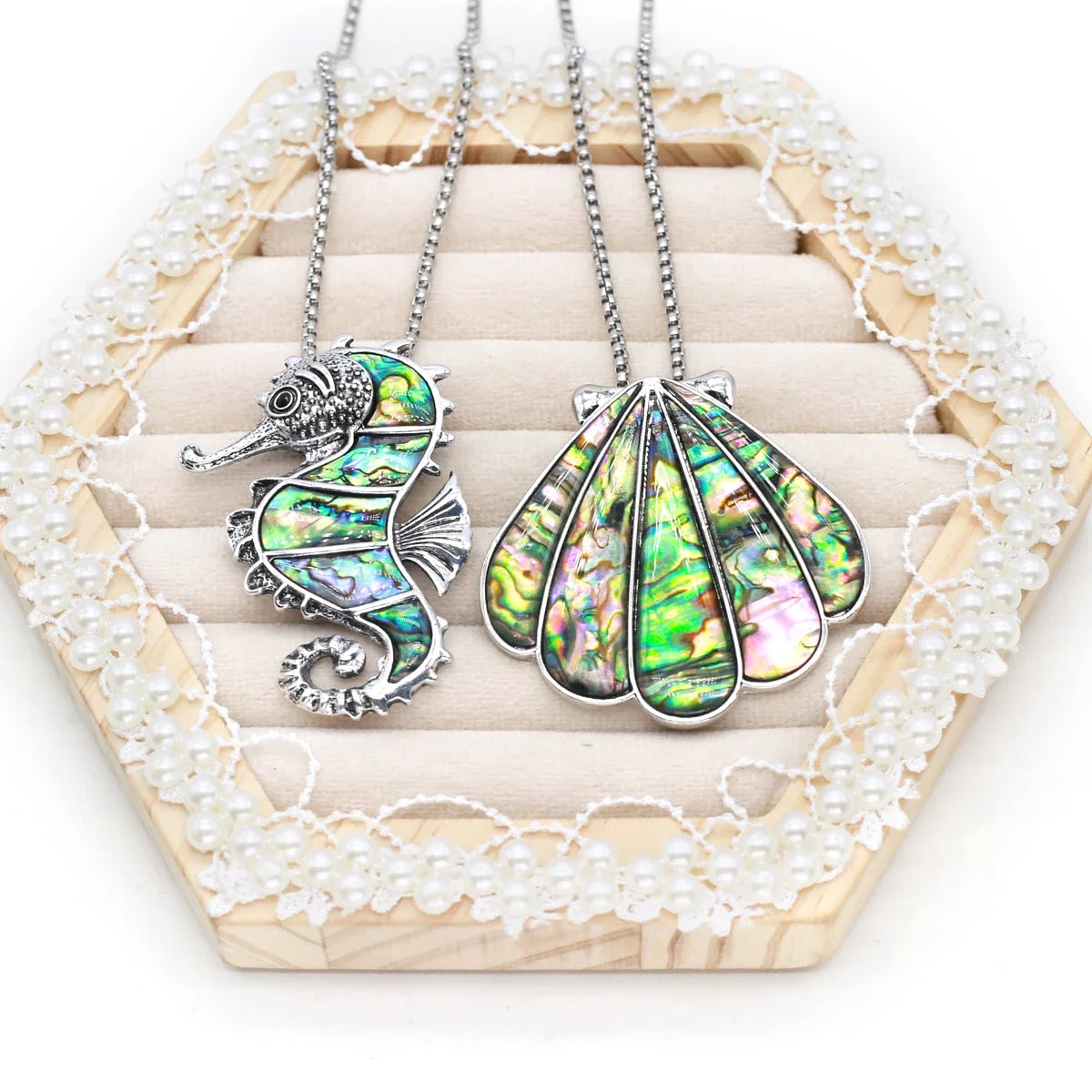 Thumbnail 4 - #52 Best Brooches & Lapel Pins to Buy In 2026