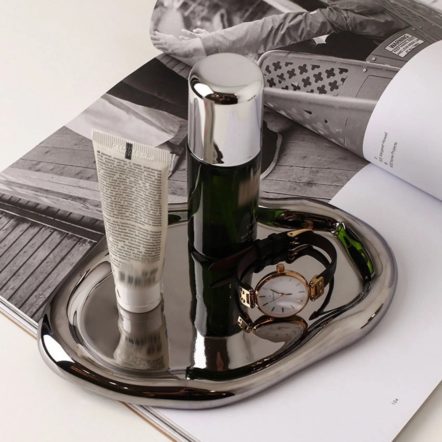 

Modern Silver Plated Plate Desktop Decoration Creative Art Jewelry Snacks Storage Tray Kitchen Living