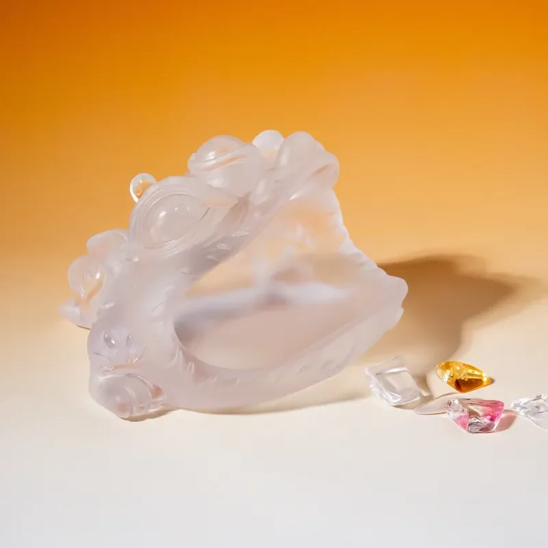 Hand-carved transparent crystal Pixiu storage box, financial home decorations, home gifts
