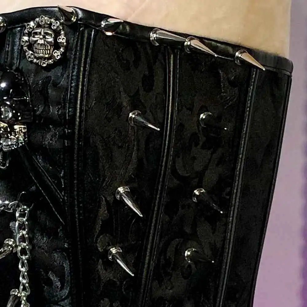 Gothic Emo Punk Woman Top with Spikes Alternative Grunge PU Leather Tank Y2K ALT Cyber 90s T-shirt Gothic Clothes for Sexy Women