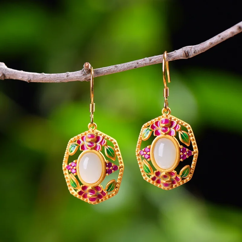 

S925 Серебряные позолоченные инкрустированные серьги из белого нефрита Hetian с кабошоном Linlang Color Draft, полые цветочные украшения для ушей