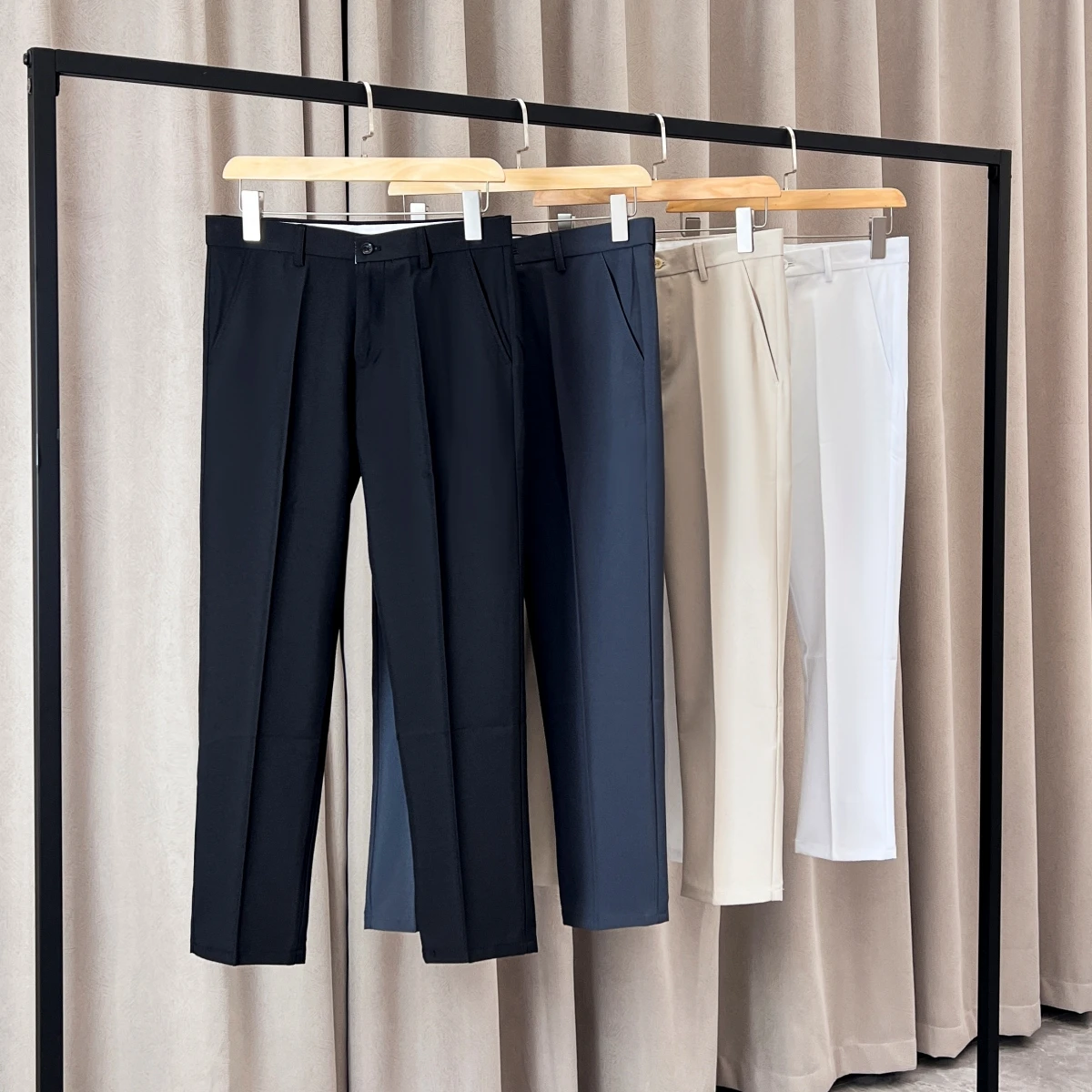 

Summer Thin Ice Silk Men's Pants Dra Slippery Material Nine Points Loose Straight Tube Versatile Anti-Wrinkle Formal Trou...