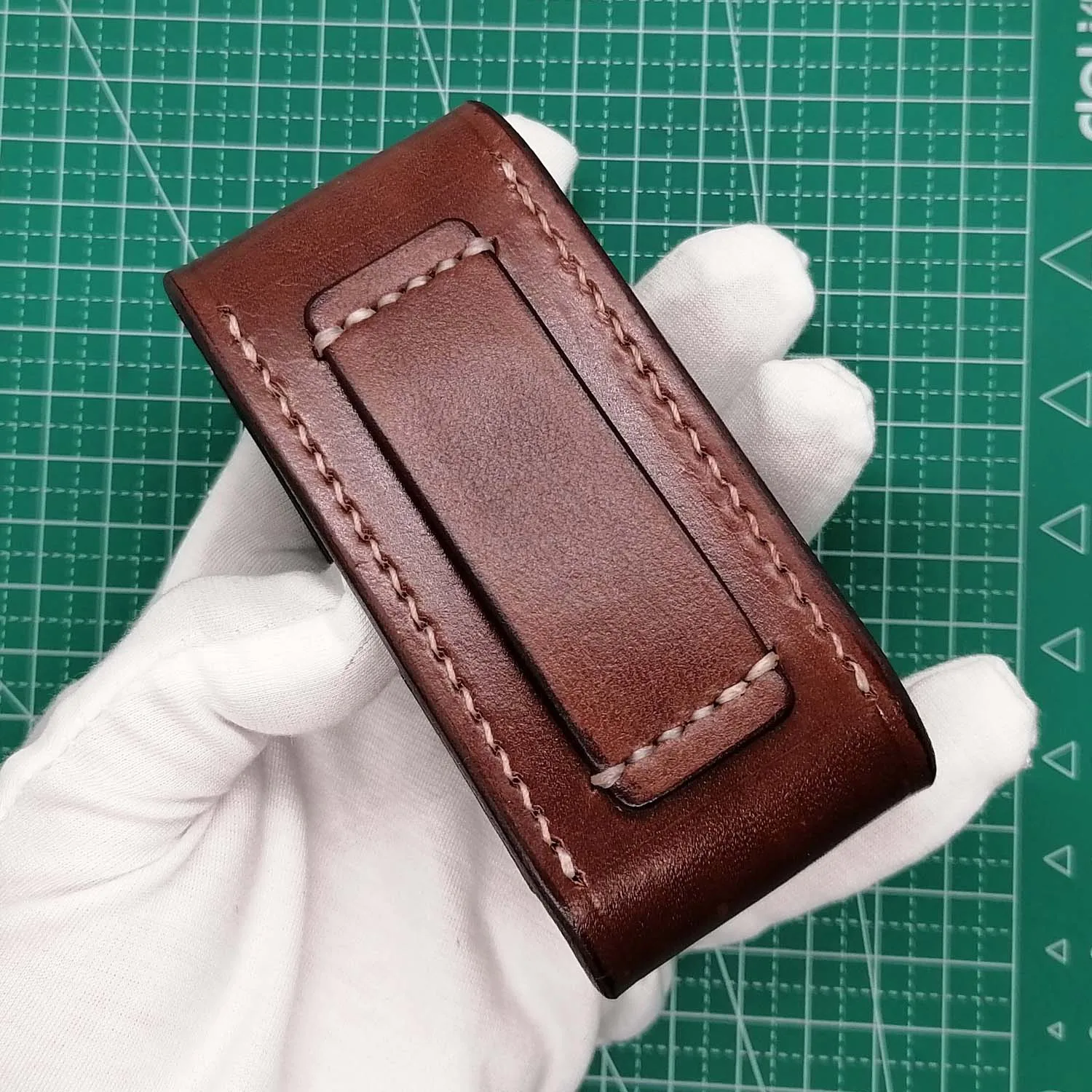 Hand Made Genuine Leather Sheath Pouch for 91mm Victorinox Swiss Army Champ Knife