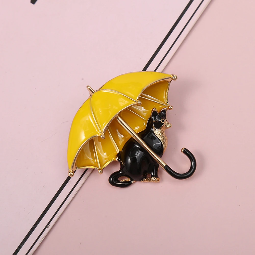 New Cute Dog with Umbrella Brooches for Women 4-color Cartoon Cats Puppy Animal Party Casual Brooch Pins Gifts