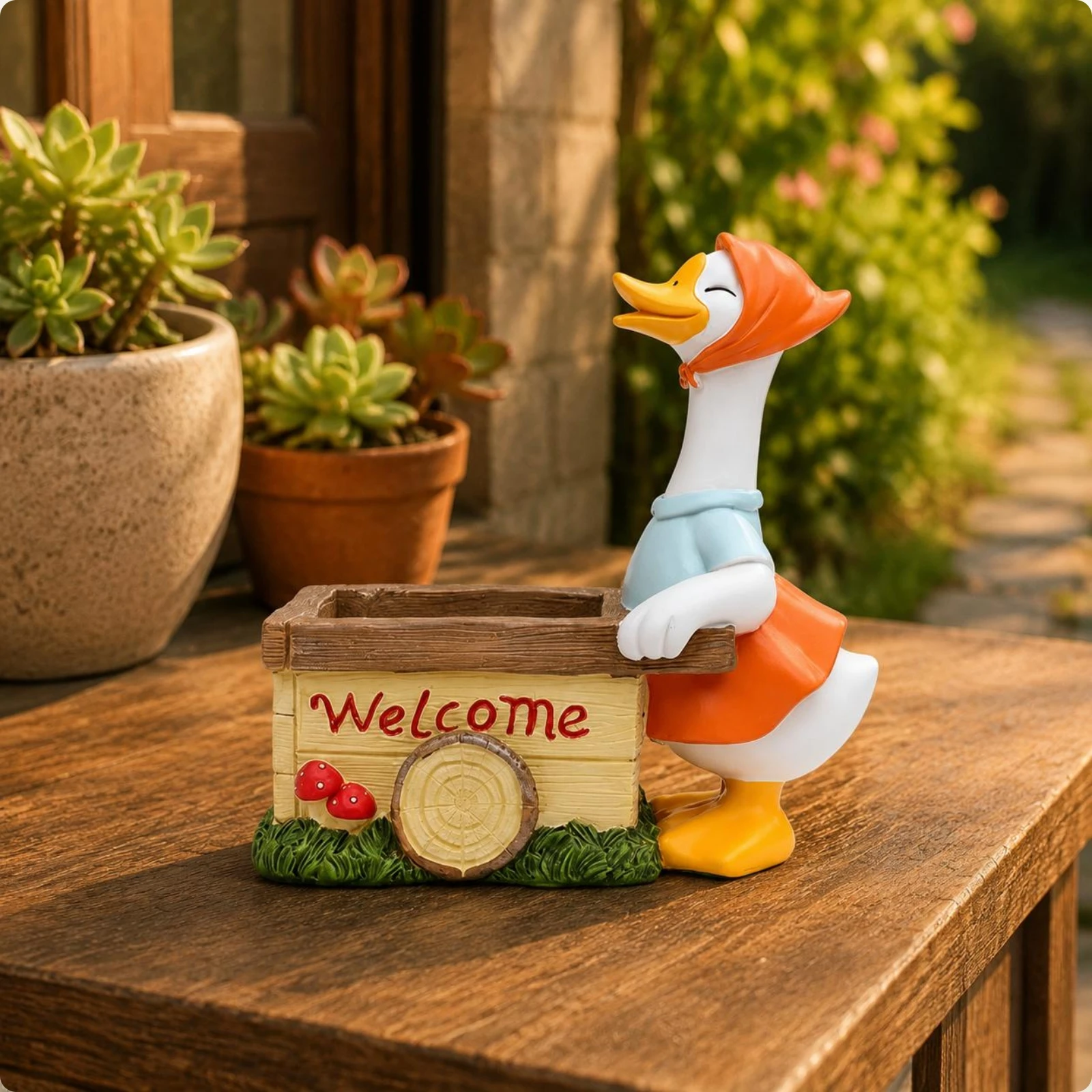 Cartoon Goose Planter Farm Design Goose Planter Plant Container Painted Finish House Decoration Freestanding for Garden