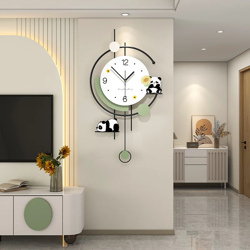 Hotel restaurant clock, living room, high-end feel, home creative decoration, modern and simple clock hanging on the wall