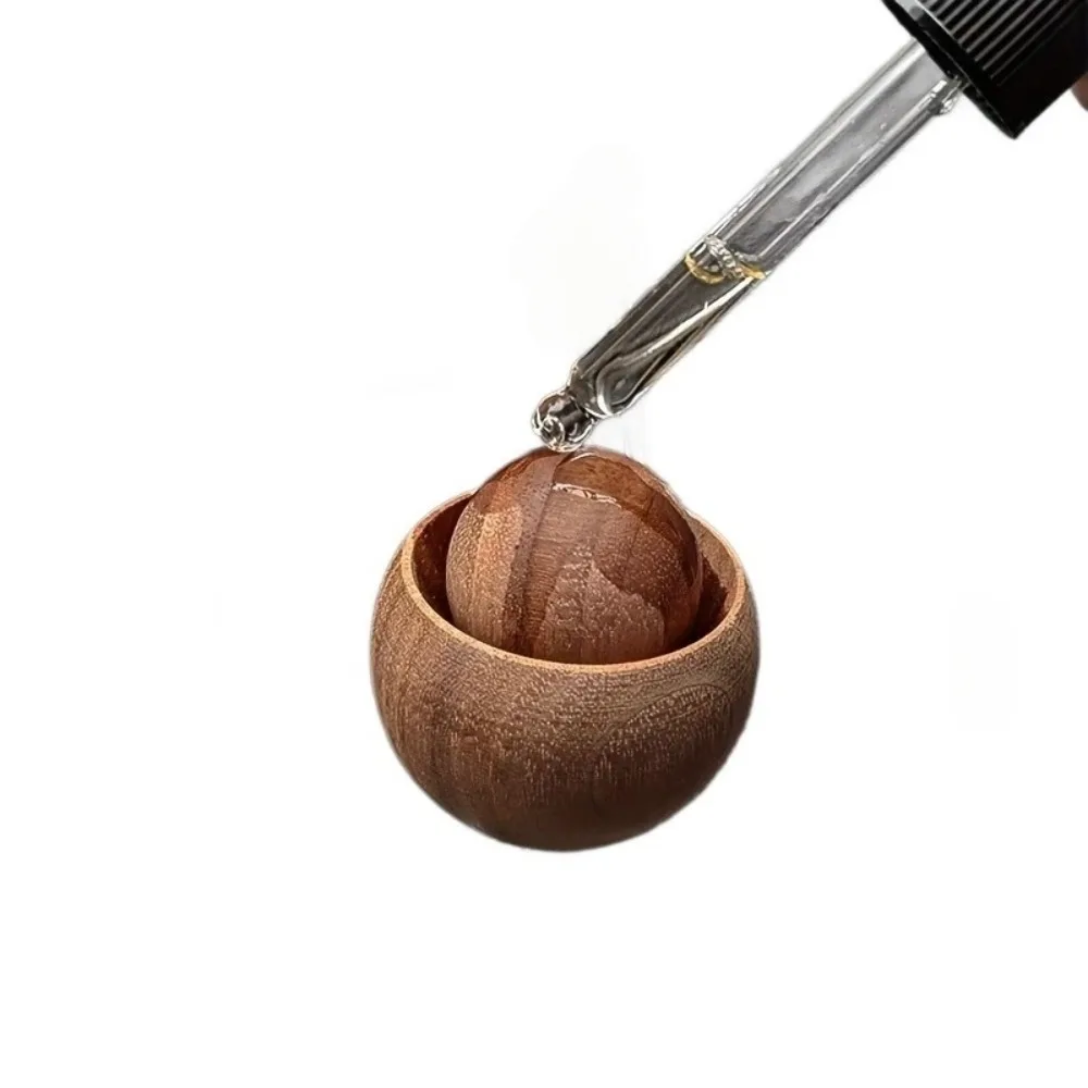 Car Home Essential Oil Diffuser Made of Wood Mini Cute Natural Fragrance Diffuser Suitable for Office Home Bedroom Aromatherapy