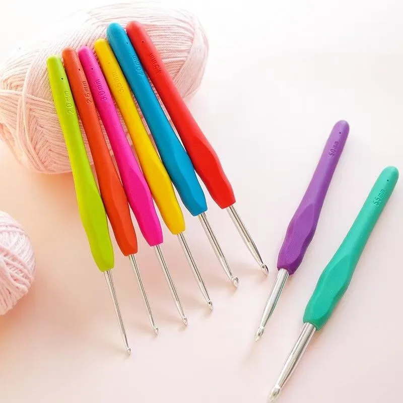 

Набор крючков 2 мм-10 мм, пластиковая ручка, иглы для вязания крючком из глинозема для начинающих, швейные иглы для плетения, инструмент, аксессуары для вязаной пряжи