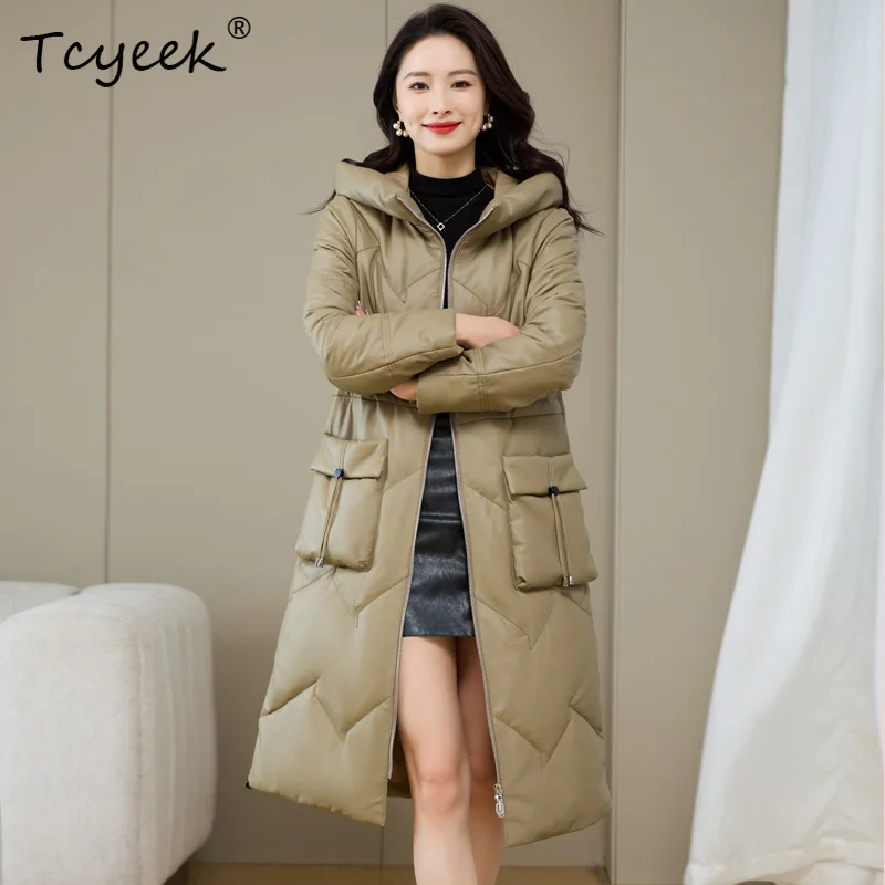 เสื้อแจ็คเก็ตหนังแท้สำหรับผู้หญิง แบรนด์ Tcyeek บุด้วยขนเป็ดขาวแท้ พร้อมฮู้ด ความยาวปานกลาง เหมาะสำหรับฤดูใบไม้ร่วงและฤดูหนาว