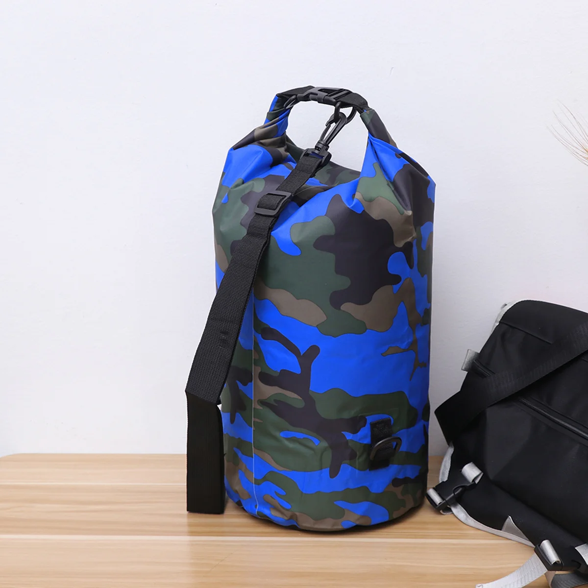 

15L Waterproof Dry Floating Sack For Kayaking Rafting Swimming Beach Stream Tracing Outdoor Sports Boat Gear Boating Bag Fishing
