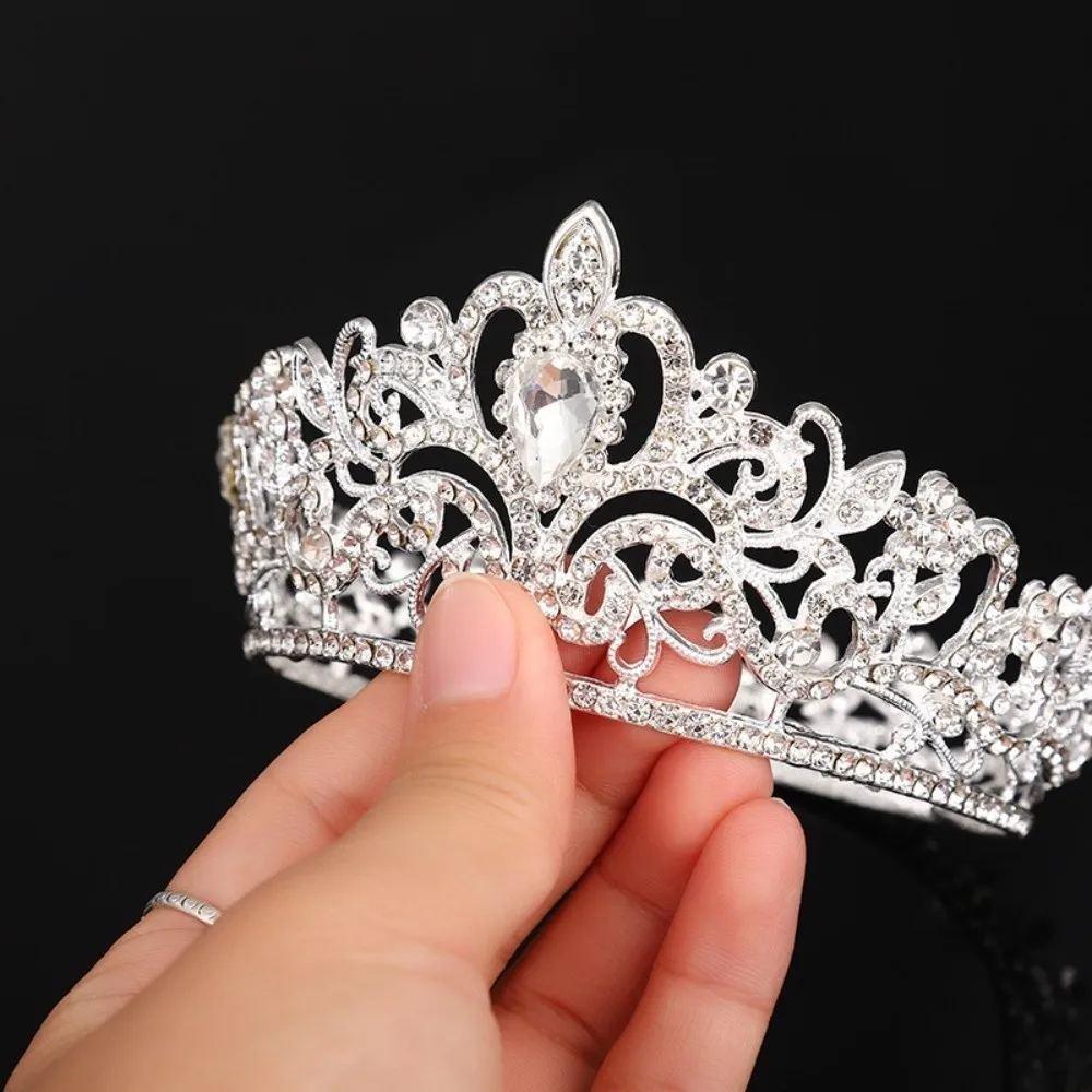 Trendy Vintage Baroque Crown Elegant Adjustable Ancient Greece Tiara Alloy Shiny Princess Rhinestone Tiara Photography Props
