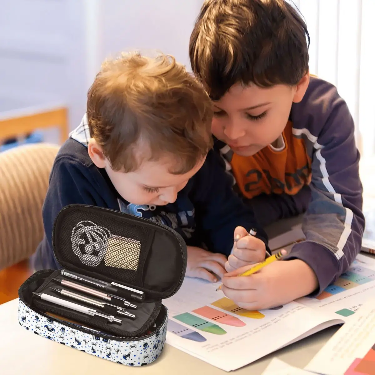 Imagem -04 - Astrobot e Amigos Estojos de Lápis Grande Capacidade Caneta Bolsas Caixa de Caneta Bolsa de Lápis para Meninos Meninas Estudantes Papelaria Escola Escritório