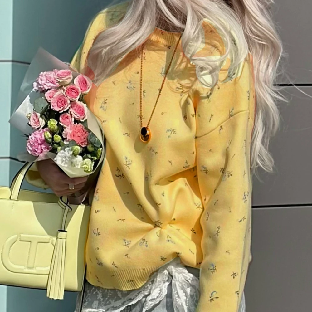 

Yaminiya Fashionable Women Casual Flower Yellow Round Neck Sweater Versatile Loose Autumn Long Sleeved Knitted Sweater Soft Top